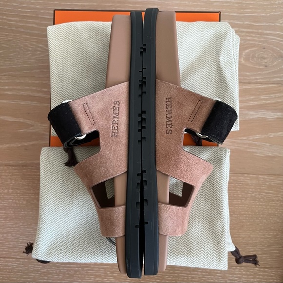 HERMÈS Chypre Sandals Rose Perle/Black size EU 38/US 8 - Picture 2 of 6